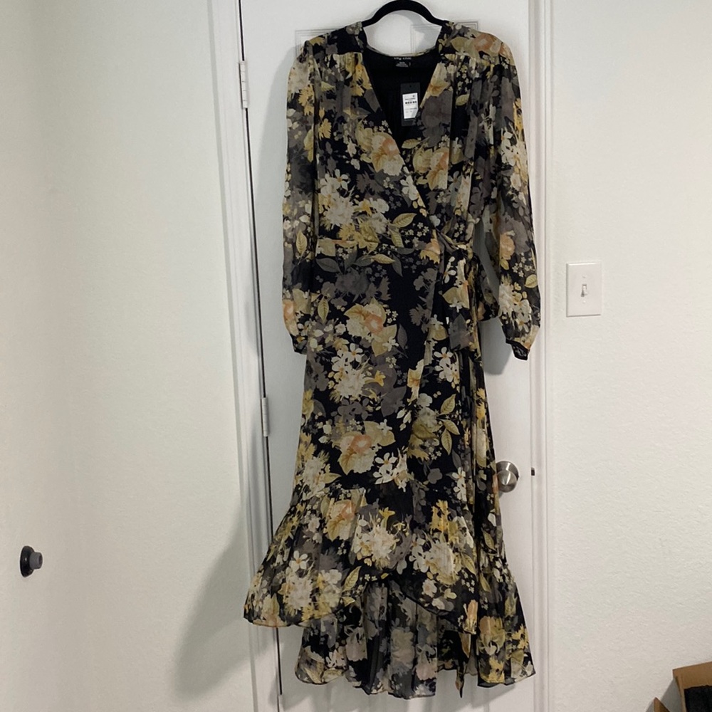 Maxi wrap around floral dress